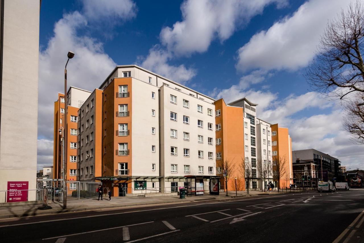 Mcmillan Student Village London Exterior photo